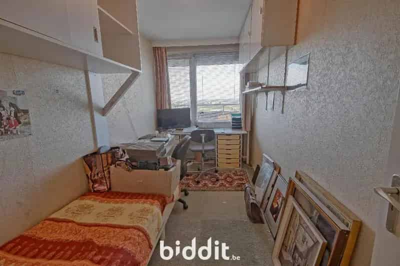 Het appartement « B.22 » op 22e verd. met kelder nr 190
