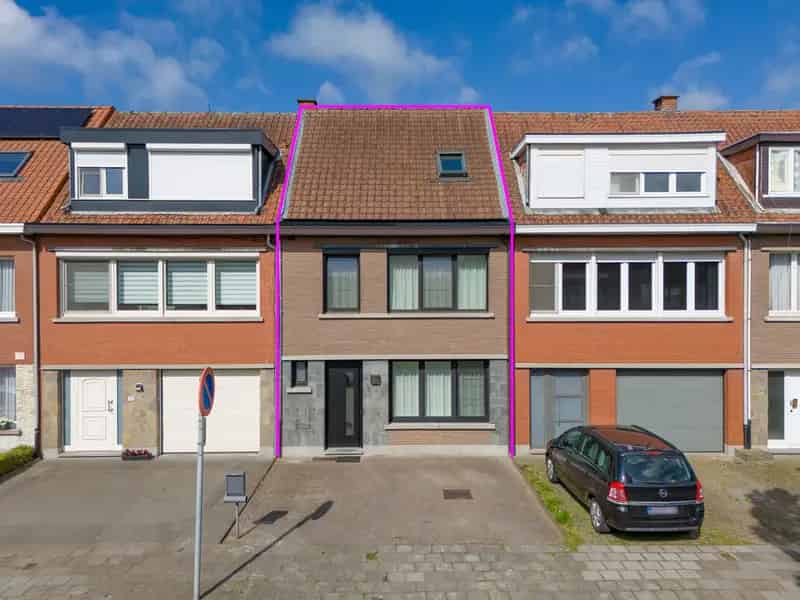 Huis te koop Ekeren Donk 4 slaapkamers tuin dubbele parking