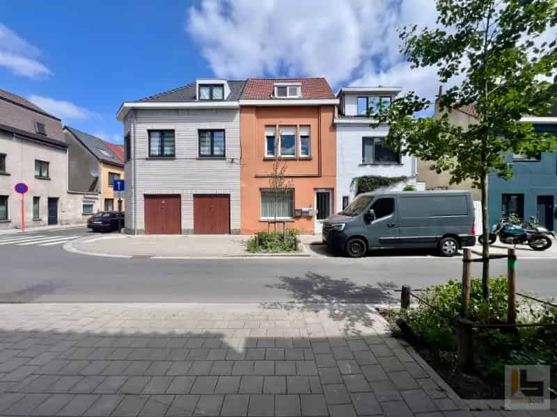 Appartement en 2 Studio's te Huur Dampoort