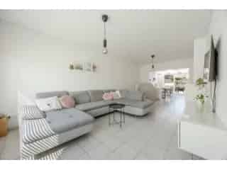 Huis te koop Lombardsijde - 4 slaapkamers, garage, tuin en zonnepanelen
