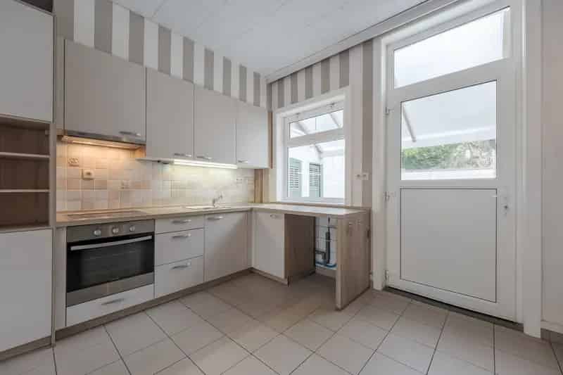 Instapklare woning met aangename tuin
