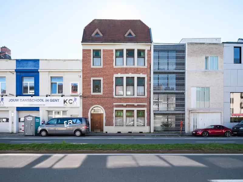 Herenwoning Gent Art Deco 299m² Tuin Veel Potentieel