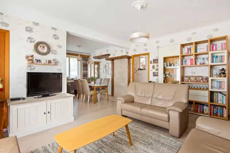 Villa op 794m2 met 3 SLK & bijgebouw