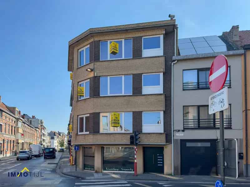 Goed gelegen opbrengsteigendom met 3 appartementen!