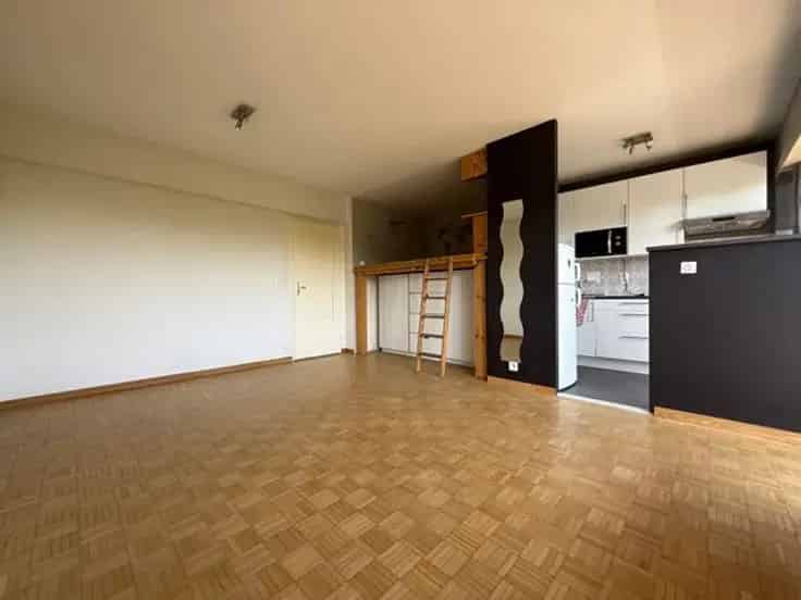 Studio Te Koop