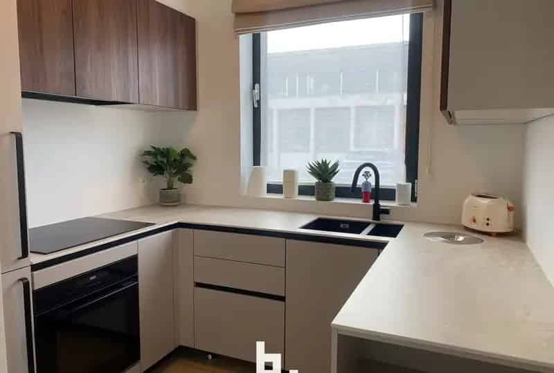 Instapklare Halfopen Woning 4 Slpk Kortrijk