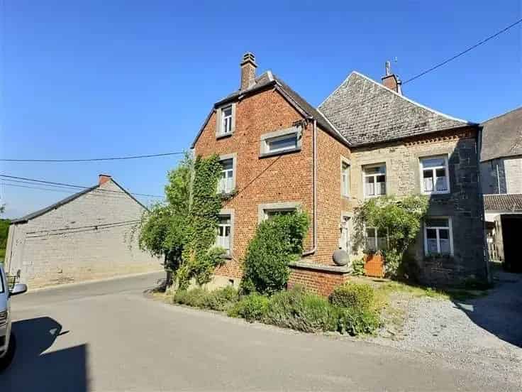 Huis te Koop Pesche 4 slaapkamers