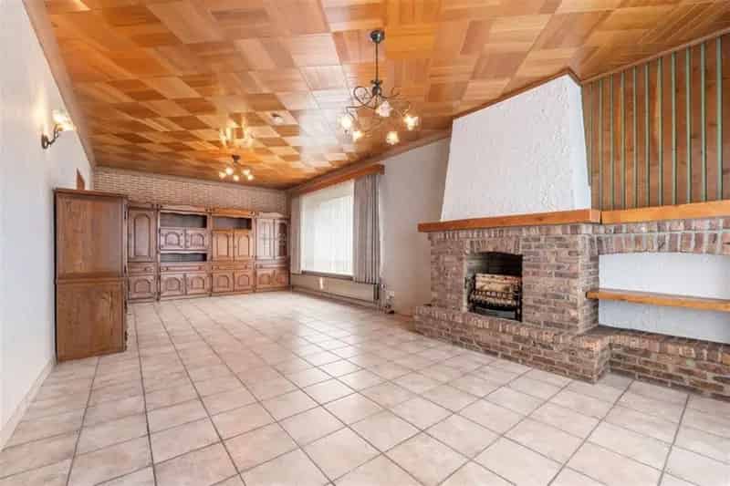 OP TE FRISSEN CHARMANTE OPEN BEBOUWING