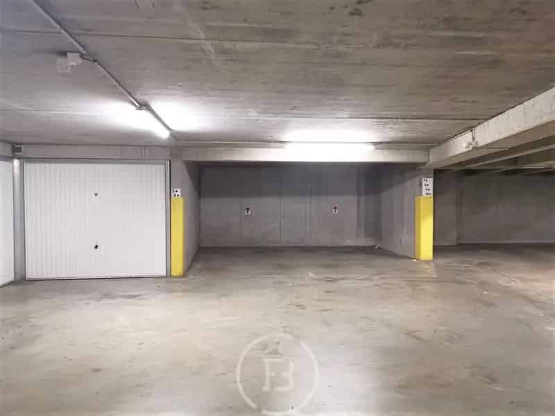 Garage te koop