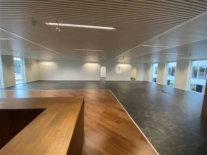 Instapklaar ingericht kantoor aan afriitencomplex Aalst