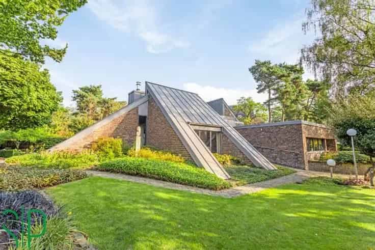 Moderne Villa Te Koop in Europawijk