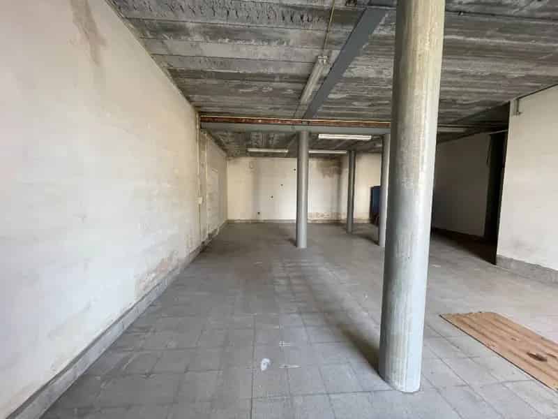 Magazijn te koop Roeselare