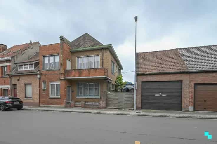 Huis Te Koop Izegem: Kubistische Burgerwoning 4 slaapkamers