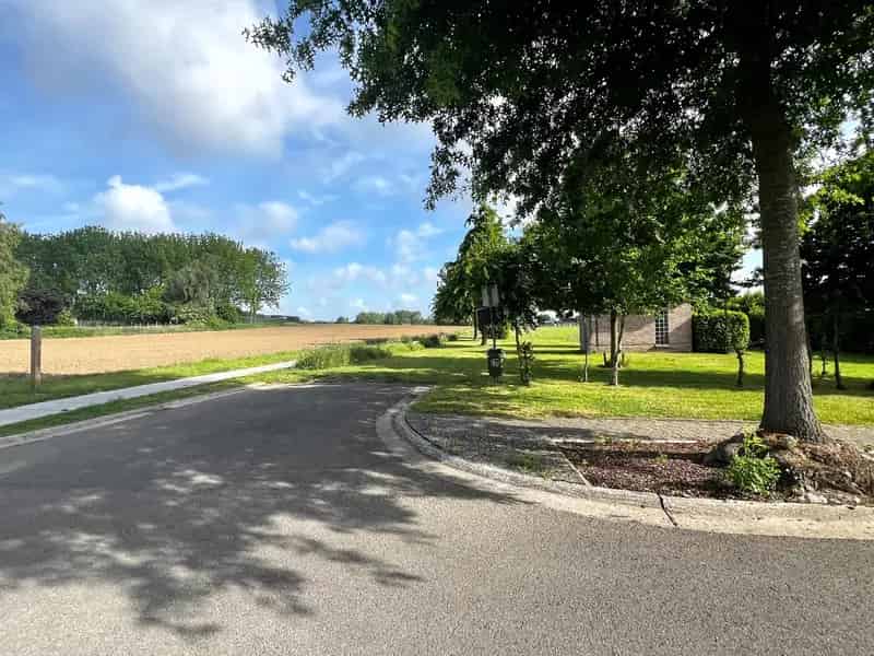 Villa te koop Tiegem 726m2 mooie tuin