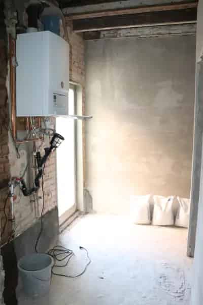 Volledig te renoveren rijwoning met mogelijk 3 SLK & stadstuin