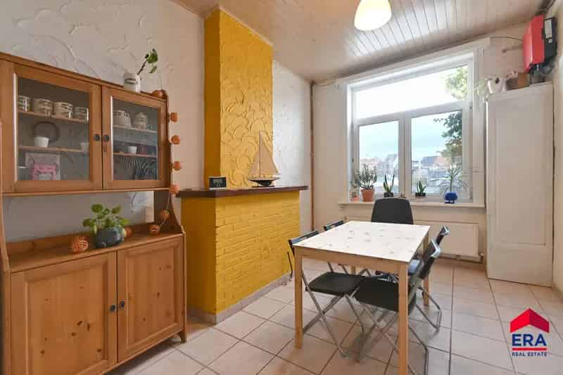 Huis te huur nabij station 3 slaapkamers zonnepanelen