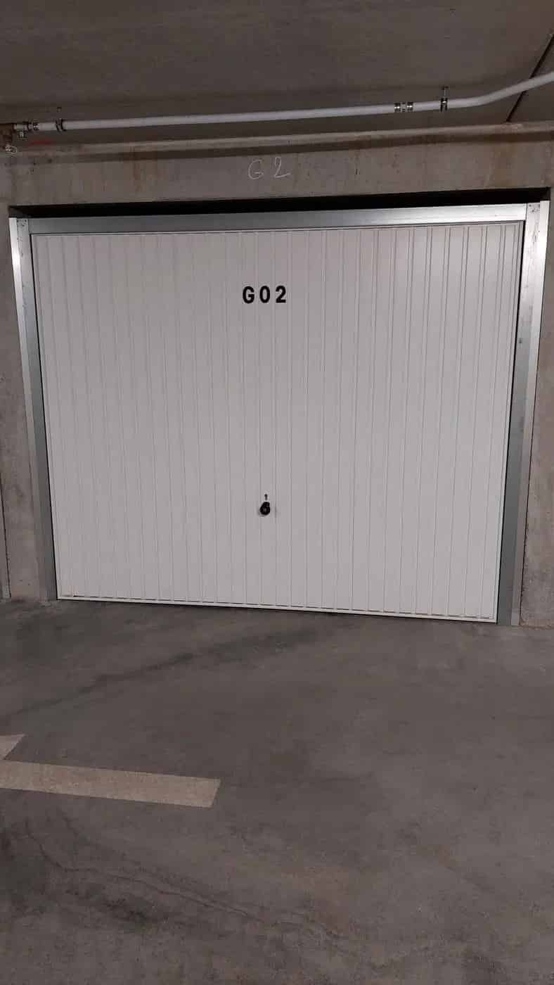 2 afgesloten ondergrondse garages te koop te Nieuwpoort.