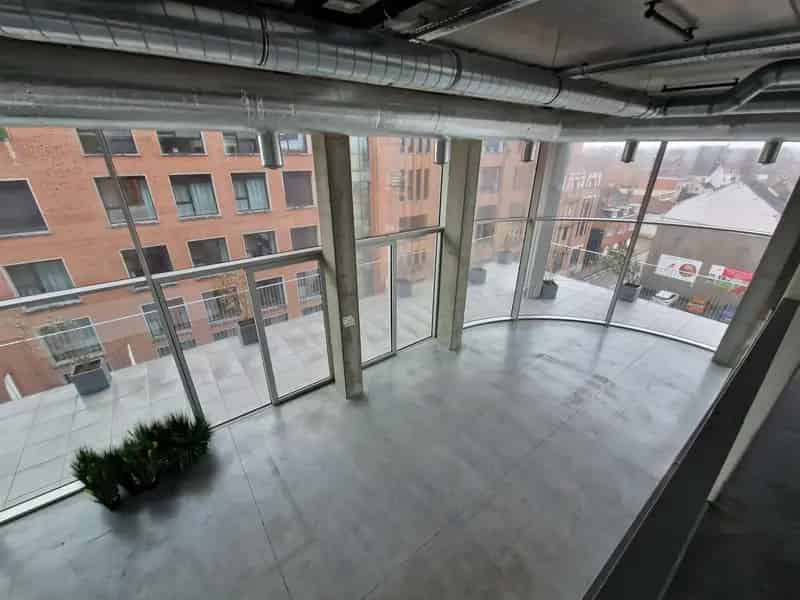 RECENTE COMMERCIËLE UNITS NABIJ ALBERT HEIJN