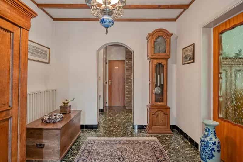 Charmante villa met 3 slaapkamers gelegen tegen de bosrand in GELLIK-LANAKEN !