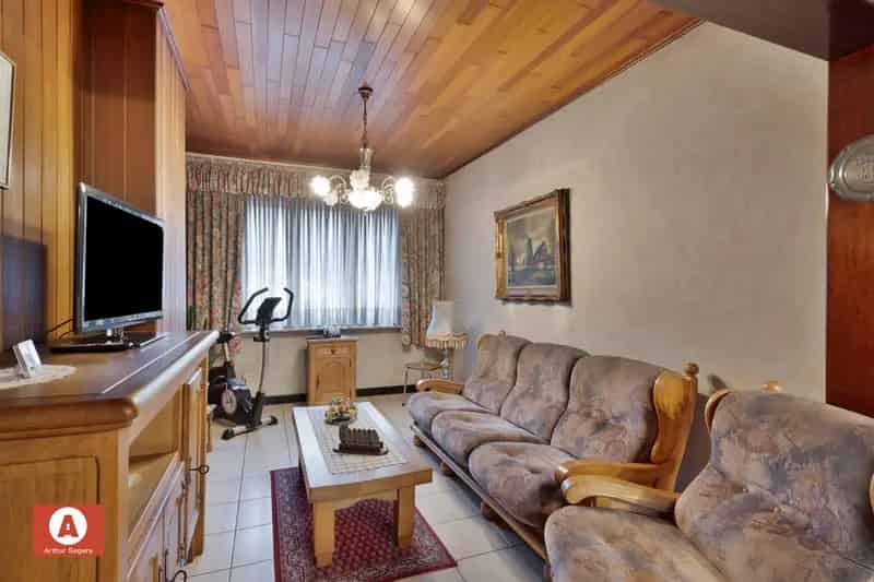 !!! IN OPTIE !!! Te renoveren woning nabij centrum Buggenhout