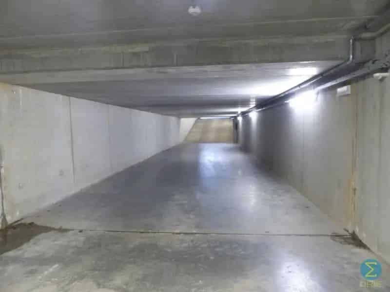 Parkeerplaats te koop