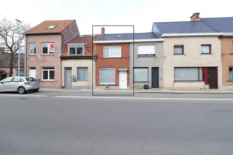 Opgefriste woning met 2 slaapkamers