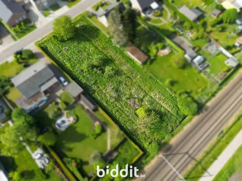 Perceel grond met mogelijkheid tot bouwen