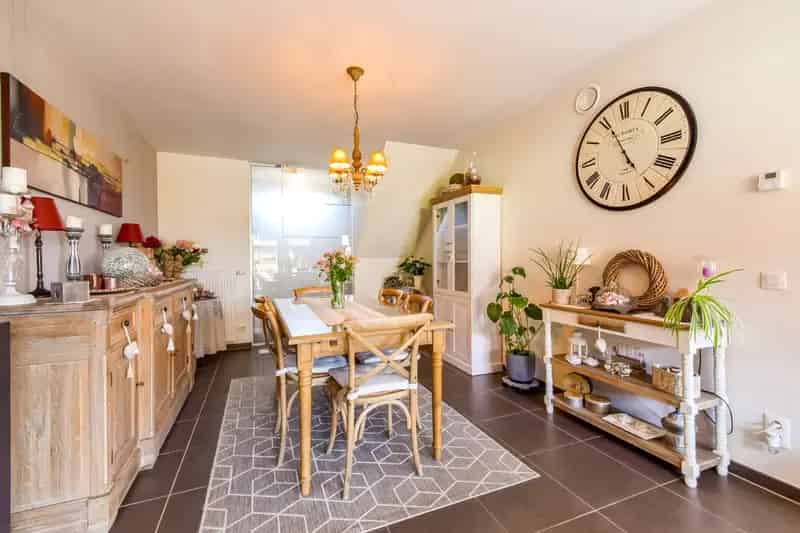 Instapklare en landelijke woning met 3 slaapkamers in rustige nieuwbouwwijk te Lombardsijde