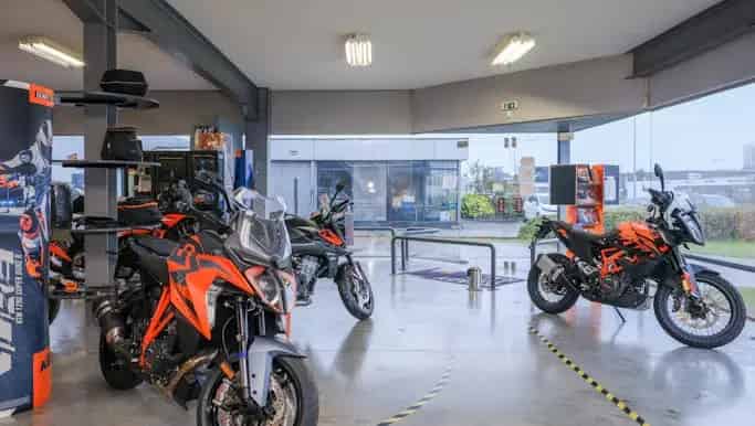 Magazijn met woonst te koop in Vlassenhout 19a, Dendermonde - Dewaele