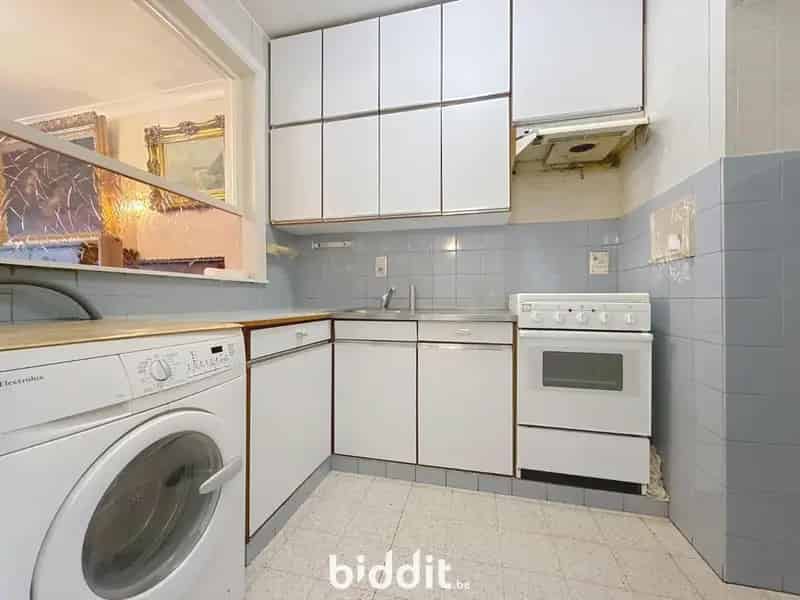 CENTRAAL GELEGEN APPARTEMENT