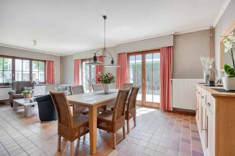 Bungalow te koop in Sint-Denijs-Westrem