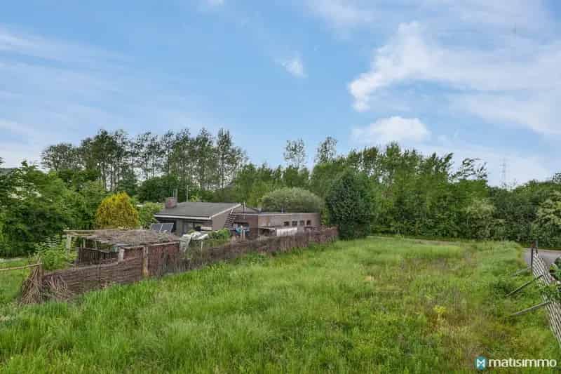 BOUWGROND VOOR OPEN BEBOUWING OP ZUIDGERICHT PERCEEL IN HASSELT
