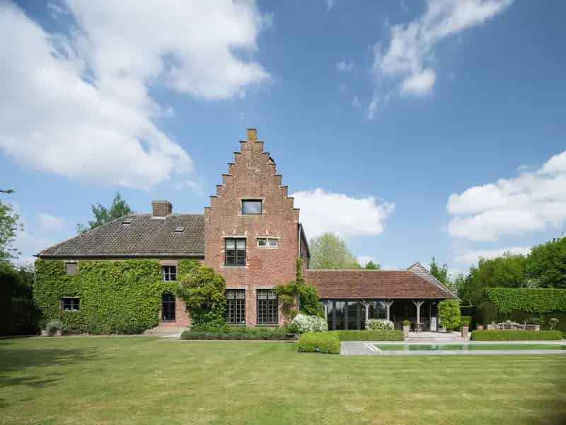 Kasteelke van Voorde: Stilte Stijl en Geschiedenis