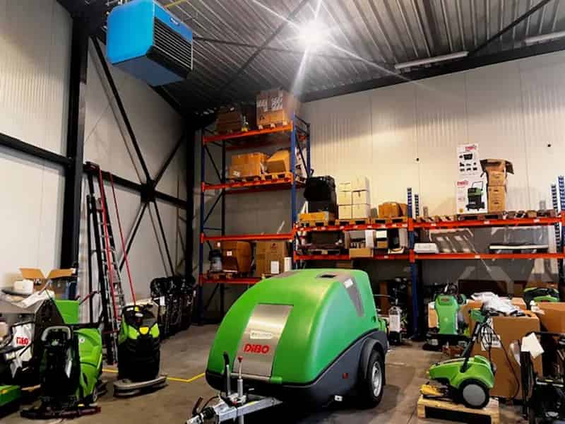 Te Huur Kantoorruimte + Showroom te Wommelgem