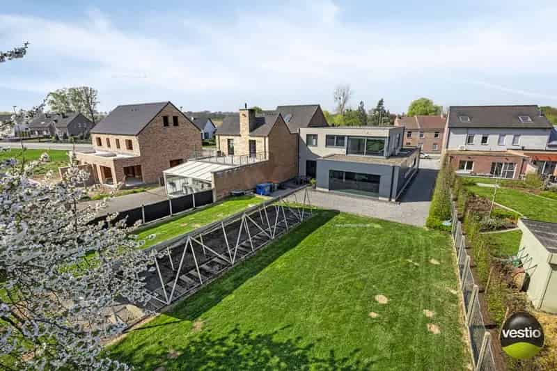 Handelspand met woonst te koop Bilzen