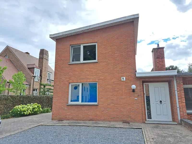 Halfopen Bebouwing te Hasselt - 3 slaapkamers - Garage - Zonneterras