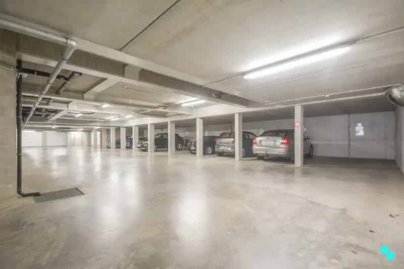 Ondergrondse autostaanplaats gelegen in Woonpark Ter Beurse