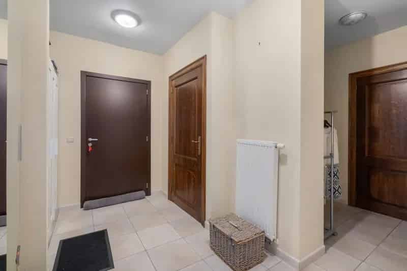 Gelijkvloers appartement te koop in Sleidinge