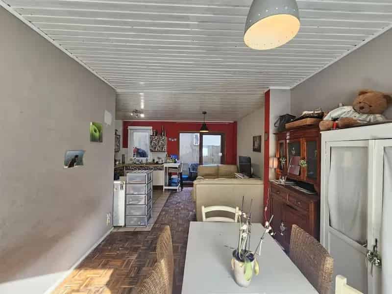 Woning met 3 ruime slaapkamer en stadskoer