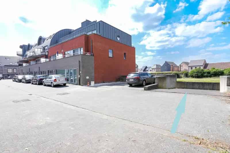 Ondergrondse autostaanplaats nabij centrum Londerzeel