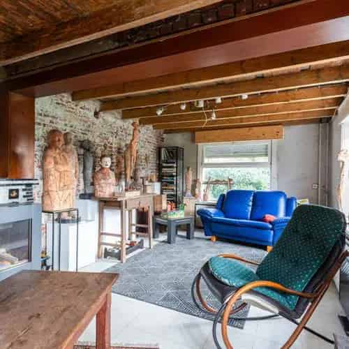 Landelijk te renoveren woning met atelier op een mooi perceel van 1664 m²