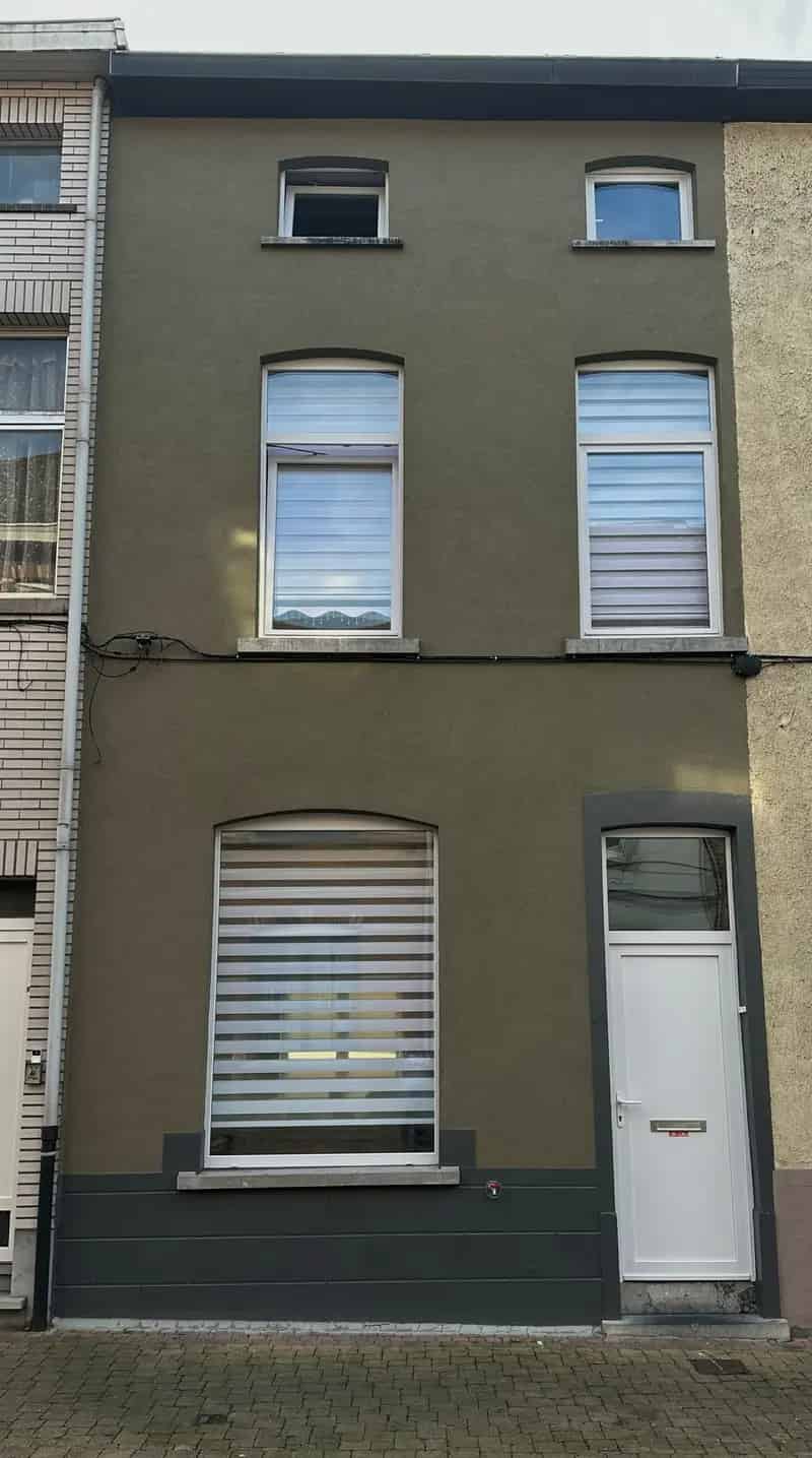 Huis te huur Aalst: gerenoveerd 4 slaapkamers, terras