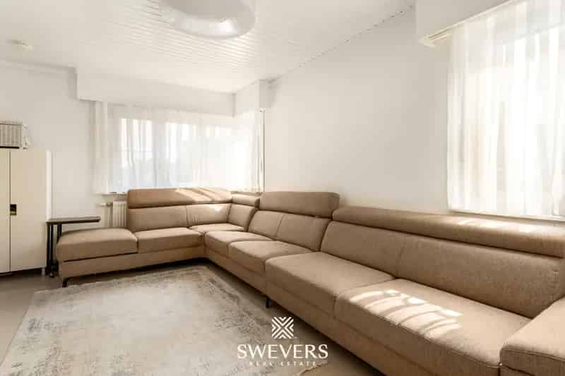 Huis te huur Beverlo 5 slaapkamers 2 badkamers loods
