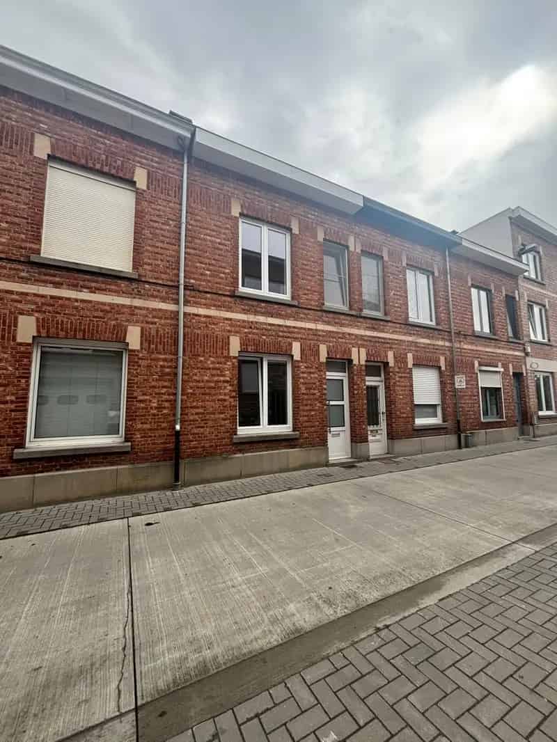 Vernieuwde woning met 3 slaapkamers!
