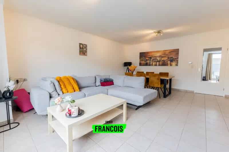 Recent gemoderniseerd appartement met garage te koop in Oudenaarde!