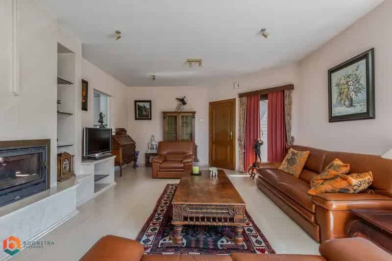 Instapklare villa nabij centrum Onze-Lieve-Vrouw-Waver