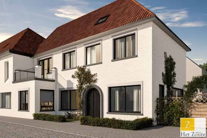 Prachtige nieuwbouwwoningen en casco pastorijwoning