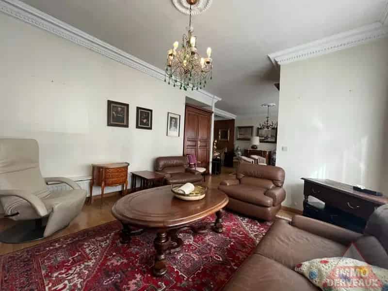 Moorslede – Charmante herenwoning met loods in het centrum