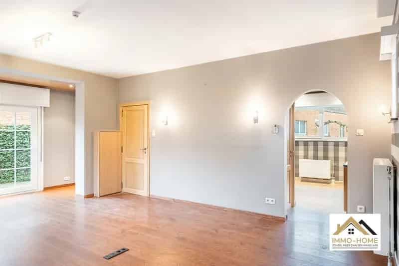 Vrijstaande woning op topligging te Lokeren