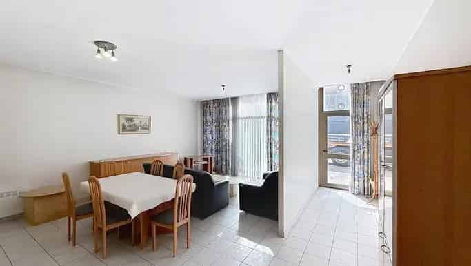 Gelijkvloers appartement te koop in Koninklijke Baan 330, Koksijde - Dewaele